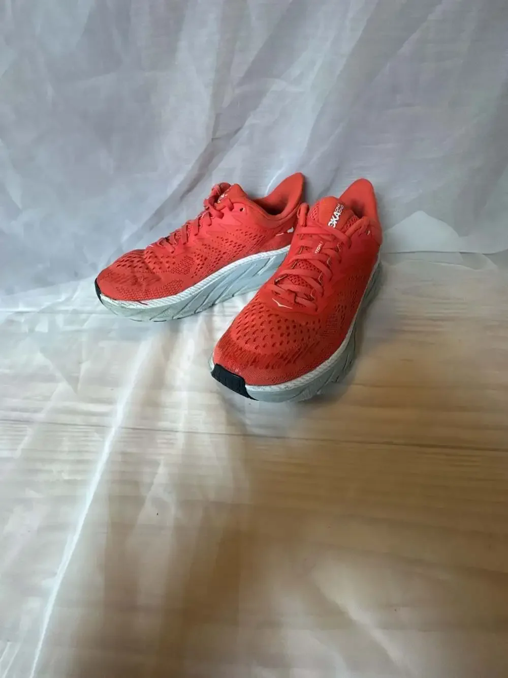 Hoka One One Clifton 7 Running Shoes Hot Coral Women's Size 7
